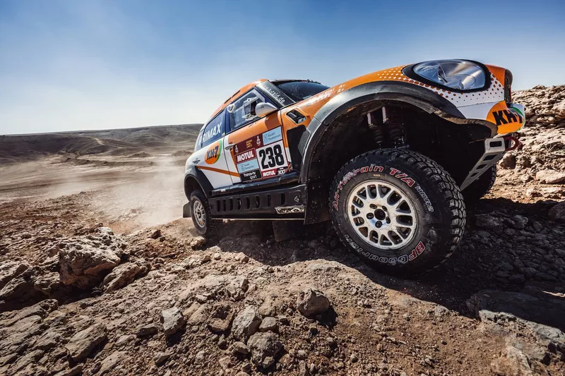 #238 X-Raid Mini John Cooper Works Rally Mini: Laia Sanz, Maurizio Gerini