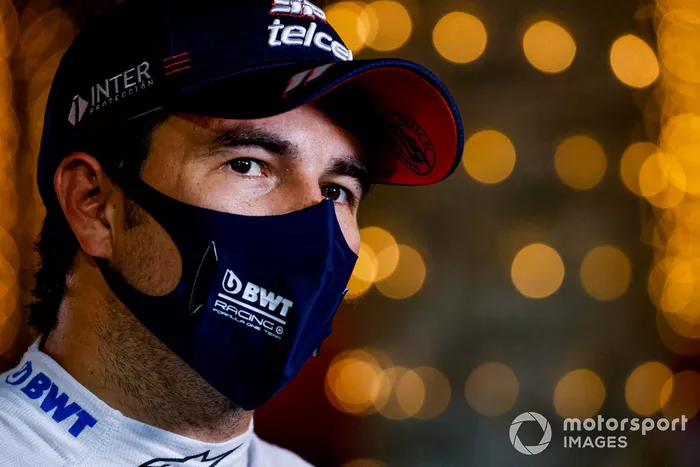 Sergio Perez, Racing Point, viene intervistato dopo le qualifiche