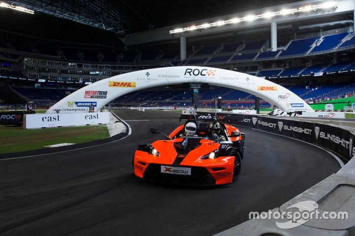 Petter Solberg, conduce el KTM X-Bow Comp R
