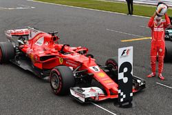 Sebastian Vettel, Ferrari SF70H in parc ferme