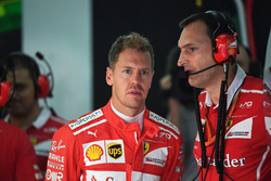Sebastian Vettel, Ferrari et Riccardo Adami, ingénieur de course
