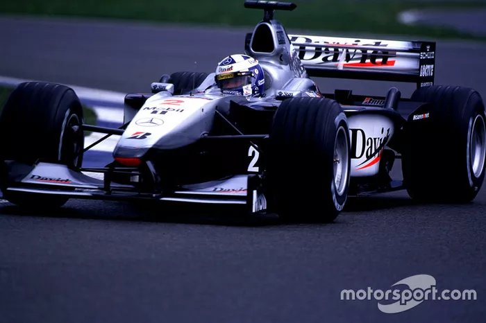 McLaren MP4/15 (2000)