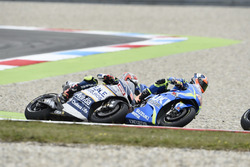 Эктор Барбера, Avintia Racing, и Алекс Ринс, Team Suzuki MotoGP