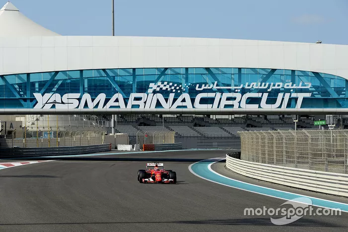 Kimi Raikkonen, Ferrari teste les pneus Pirelli 2017