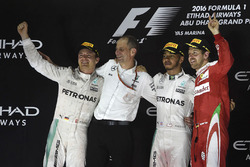 Podyum: 1. Lewis Hamilton, Mercedes AMG F1, 2. Nico Rosberg, Mercedes AMG F1, 3. Sebastian Vettel, F