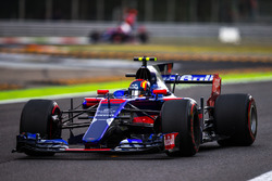 Карлос Сайнс-мол., Scuderia Toro Rosso STR12