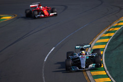 Льюіс Хемілтон, Mercedes AMG F1 W08