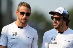 Дженсон Баттон, McLaren Honda aта Фернандо Алонсо, McLaren Honda