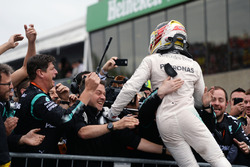 Race winner Lewis Hamilton, Mercedes AMG F1 celebrates in parc ferme