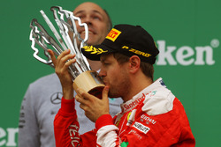 Sebastian Vettel, Ferrari op het podium