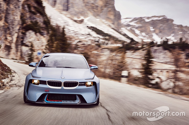 BMW 2002 Hommage
