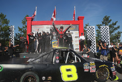 Le vainqueur John Hunter Nemechek, NEMCO Motorsports Chevrolet