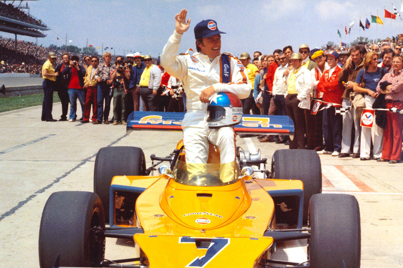 Le vainqueur Johnny Rutherford, McLaren/Offy