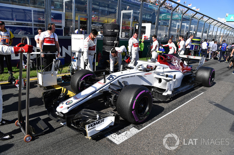 Charles Leclerc, Sauber C37 on the grid