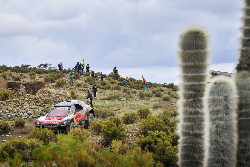 #303 Peugeot Sport Peugeot 3008 DKR: Carlos Sainz, Lucas Cruz