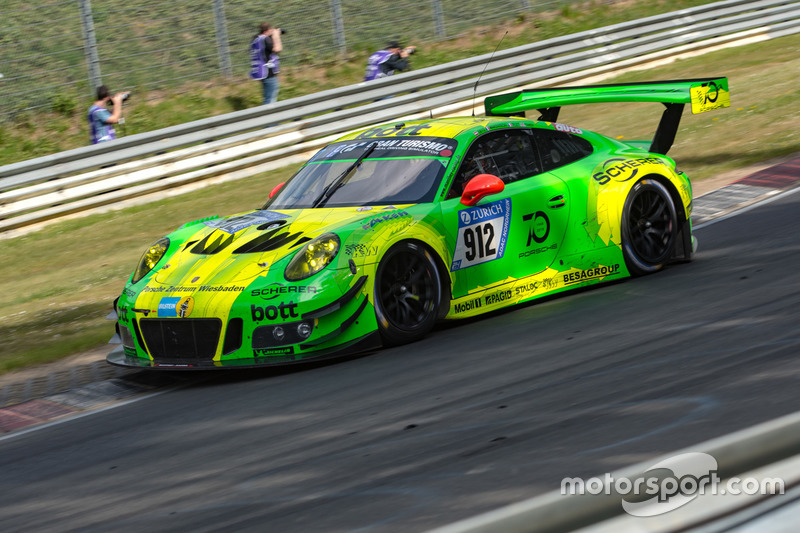 1. #912 Manthey Racing Porsche 911 GT3 R: Richard Lietz, Patrick Pilet, Frédéric Makowiecki, Nick Tandy