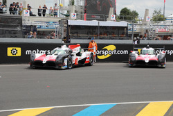 #8 Toyota Gazoo Racing Toyota TS050: Sébastien Buemi, Kazuki Nakajima, Fernando Alonso, #7 Toyota Gazoo Racing Toyota TS050: Mike Conway, Kamui Kobayashi, Jose Maria Lopez