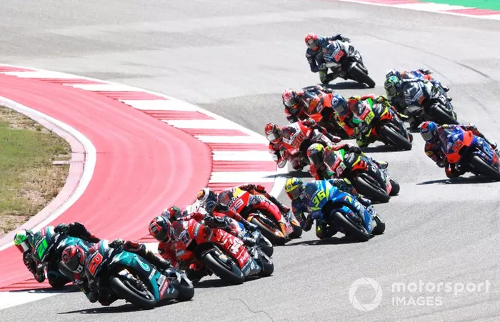 Mais tarde, as etapas da Tailândia, Estados Unidos, Argentina, Espanha e França também foram suspensas, com adiamento. No momento, o GP da Itália é o primeiro da temporada. 
