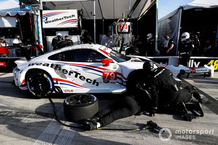 #79 WeatherTech Racing Porsche 911 RSR - 19, GTLM: Cooper MacNeil, Gianmaria Bruni, Richard Lietz, Kevin Estre