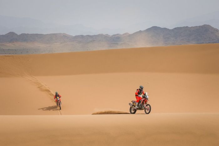 #47 Monster Energy Honda Team: Kevin Benavides, #1 Monster Energy Honda Team: Ricky Brabec