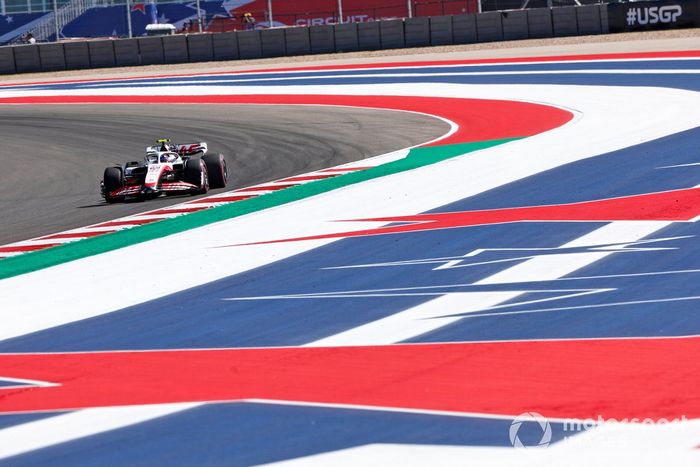 Mick Schumacher, Haas VF-22