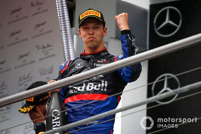 Toro Rosso: Daniil Kvyat - Confirmado