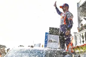 Race Winner Denny Hamlin, Joe Gibbs Racing
