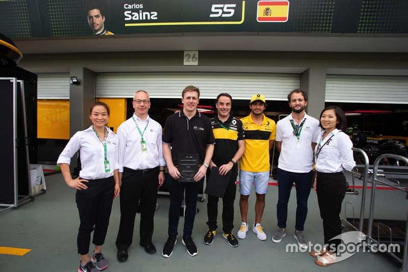 James Gourlie, Infiniti Engineering Academy, Carlos Sainz Jr., Renault Sport F1 Team
