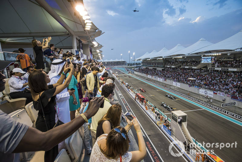 Льюіс Хемілтон, Валттері Боттас, Mercedes AMG F1 W09
