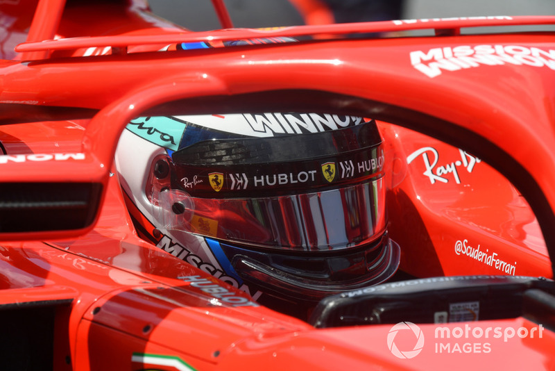 Kimi Raikkonen, Ferrari SF71H on the grid 