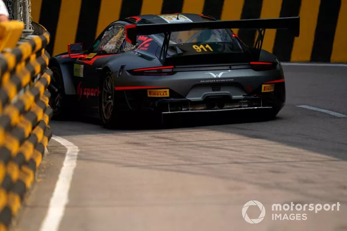 #911 Absolute Racing Porsche 911 GT3 R: Alexandre Imperatori