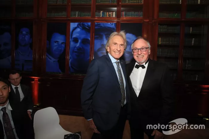 Derek Bell, Jean-Louis Schlesser