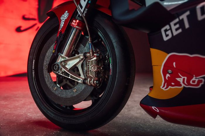 Red Bull GASGAS Tech3 2024 RC16 