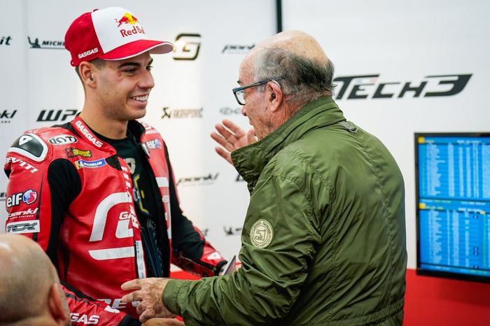 Augusto Fernández, Tech3 GASGAS Factory Racing, Carmelo Ezpeleta, CEO de Dorna