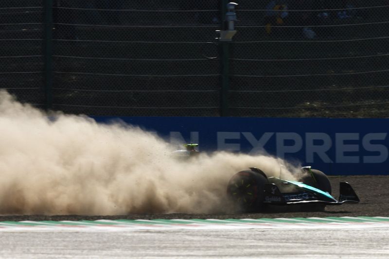 Fernando Alonso, accidente en Aston Martin Racing