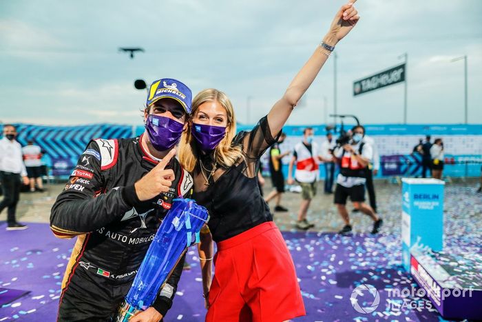 Antonio Félix da Costa, DS Techeetah, con Nicki Shields 