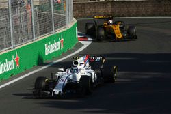 Lance Stroll, Williams FW40, Nico Hulkenberg, Renault Sport F1 Team RS17