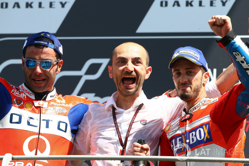 Podium: Danilo Petrucci, Pramac Racing, Claudio Domenicali, CEO Ducati dan Andrea Dovizioso, Ducati Team