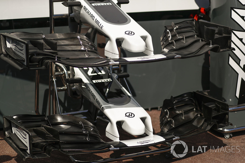 Haas F1 Team VF-17 front wings