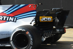 Williams FW40: Heckflügel