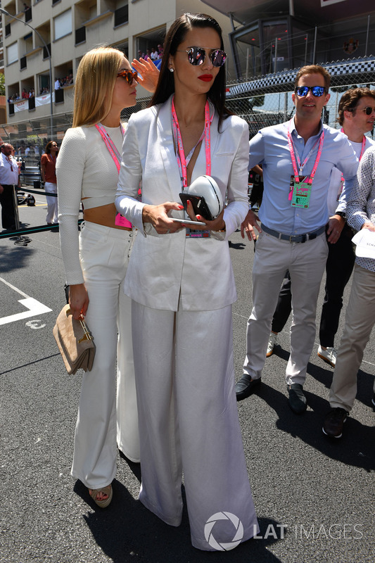 Adriana Lima, Model and Carmen Jorda, Renault Sport F1 Team RS17 Development Driver