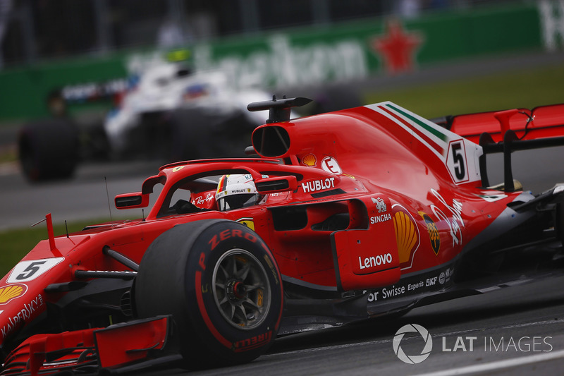 Sebastian Vettel, Ferrari SF71H, Sergey Sirotkin, Williams FW41