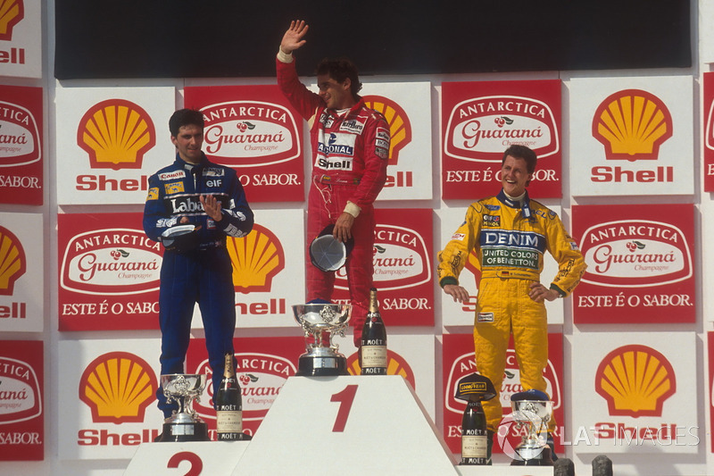 Podium: Race winner Ayrton Senna, McLaren, second place Damon Hill, Williams, third place Michael Schumacher, Benetton