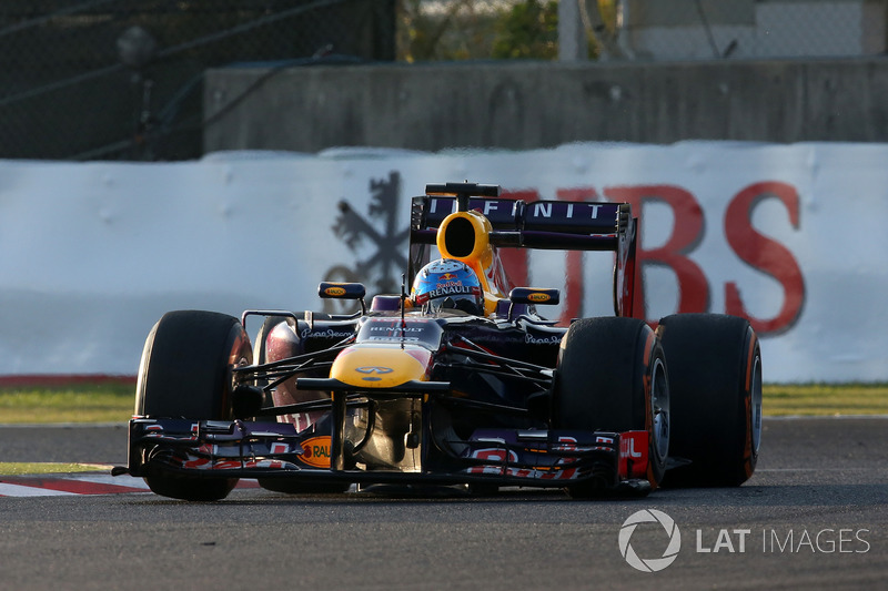 Race winner Sebastian Vettel, Red Bull Racing RB9