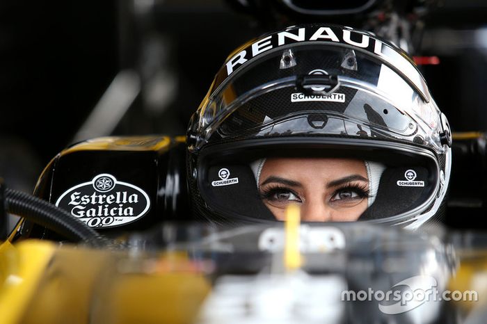 Aseel Al-Hamad, Renault Sport F1 Team RS E20