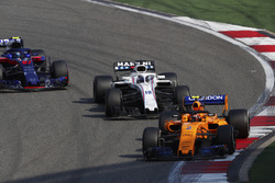 Stoffel Vandoorne, McLaren MCL33 Renault, Lance Stroll, Williams FW41 Mercedes, and Pierre Gasly, Toro Rosso STR13 Honda
