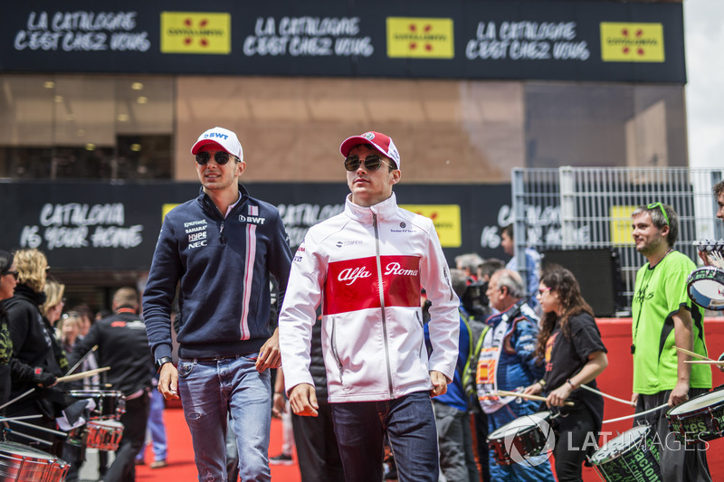 Esteban Ocon, Force India F1 and Charles Leclerc, Sauber on the drivers parade