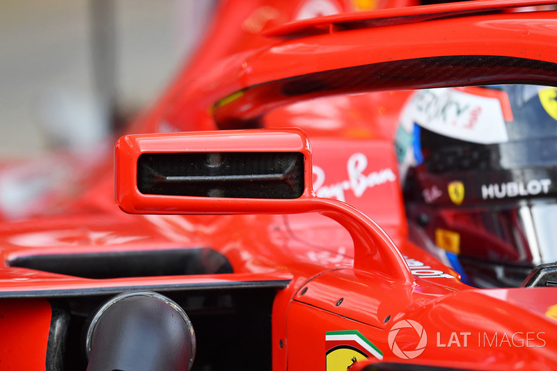 Kimi Raikkonen, Ferrari SF71H mirror detail