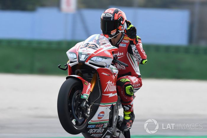 Lorenzo Savadori, Milwaukee Aprilia