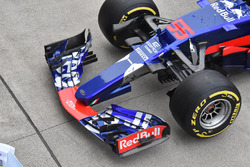 Scuderia Toro Rosso STR12 front detail